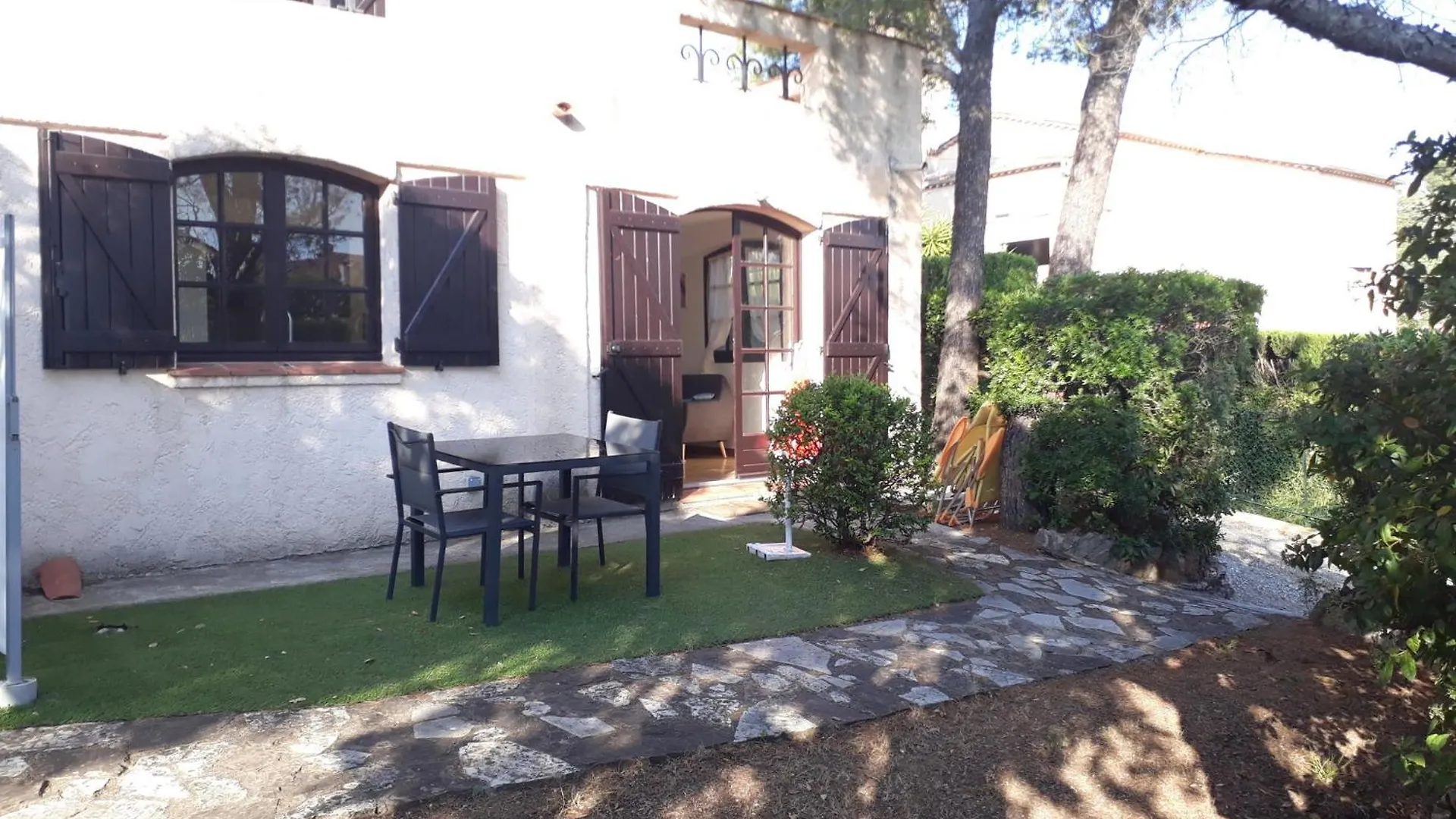 Apartment Eucalyptus, Calme Entoure De Verdure Et Pres De La Mer Saint Aygulf